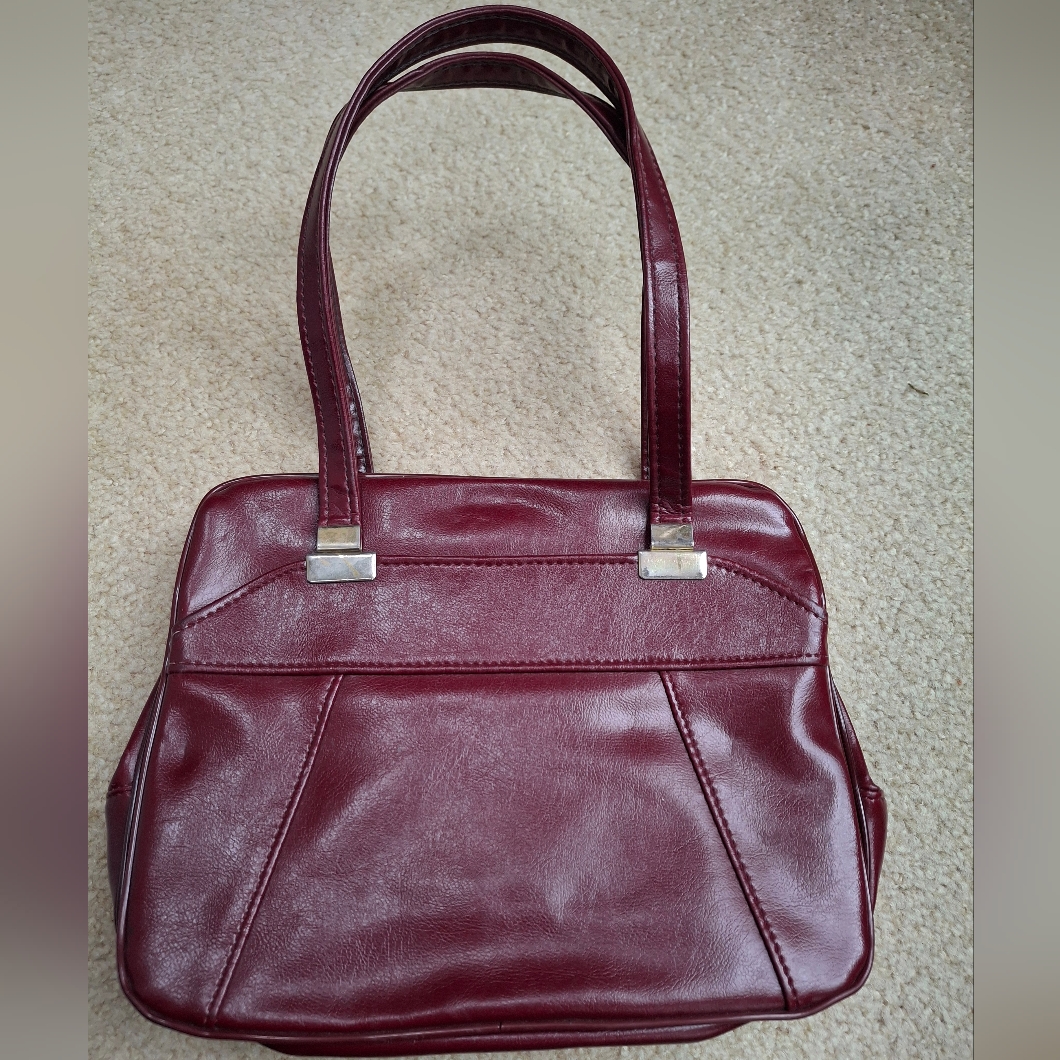 Burgundy Vintage Leather Handbag